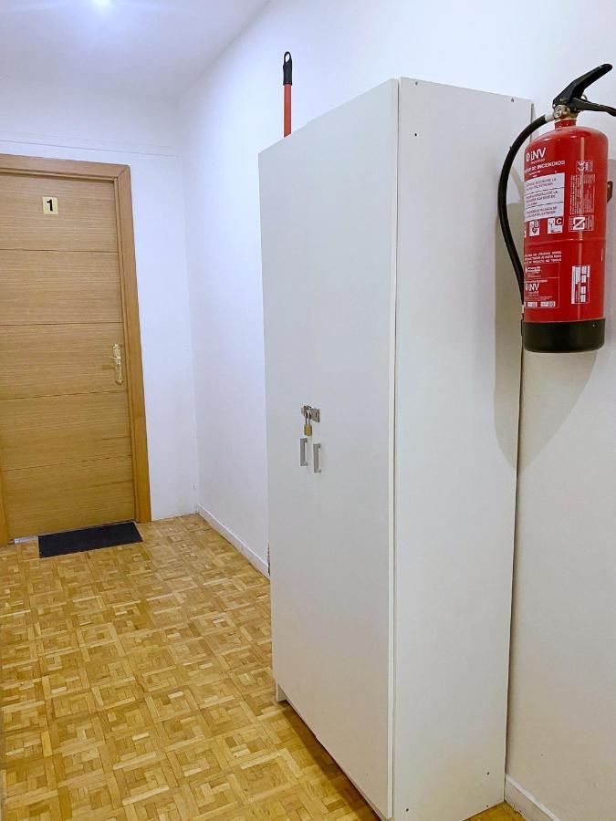 Apartamentos Smartrenting La Latina Мадрид Екстериор снимка